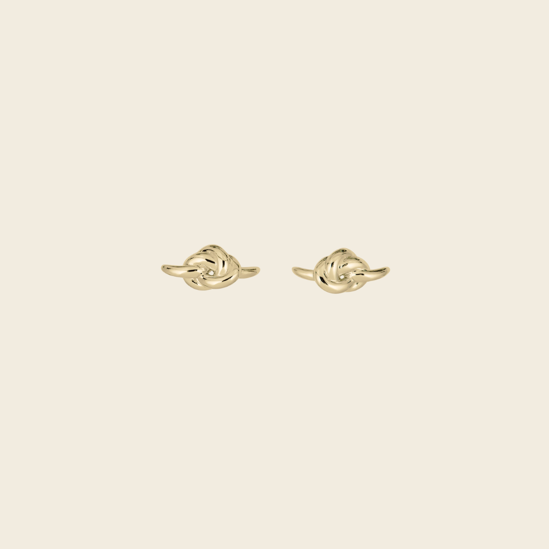 Knot Petite Studs Gold
