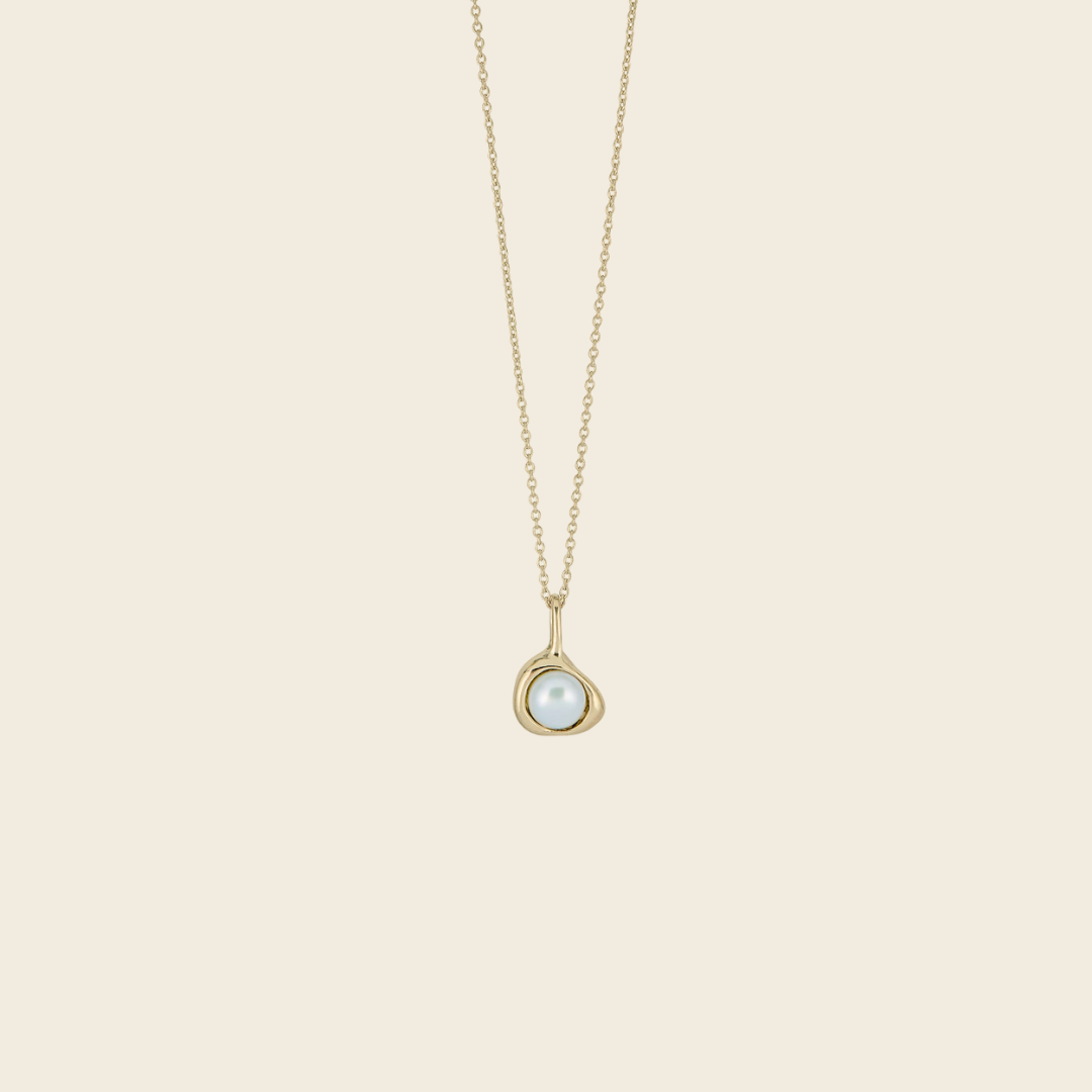 Nest Pearl Necklace Gold
