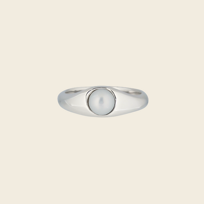 Nest Pearl Ring White Gold