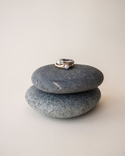 Nest Pearl Ring White Gold